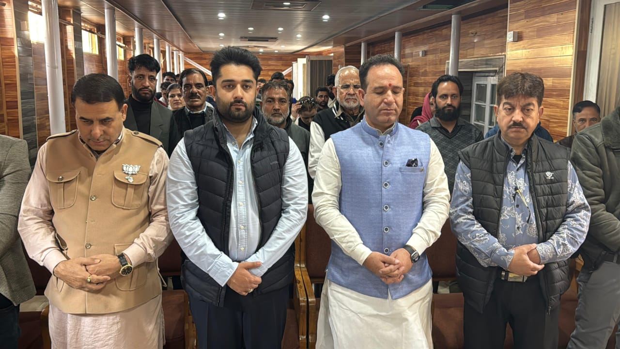 Sunil Sharma pays rich tributes to martyr BJP leaders Anil and Ajeet Parihar