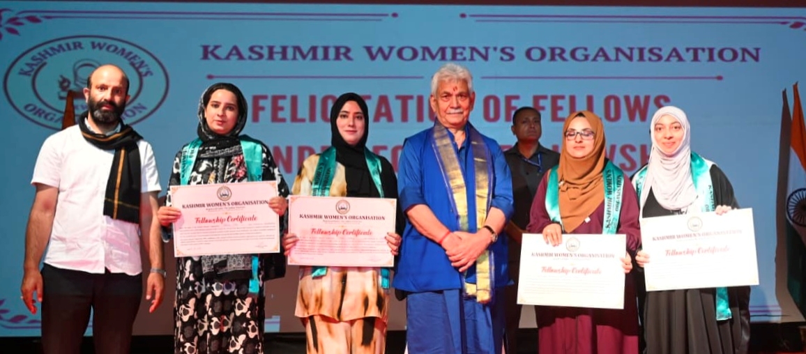 Lieutenant Governor Manoj Sinha  Felicitates recipients of Kashmir Women’s Organization Fellowship